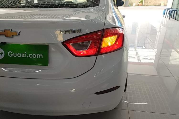 Used Chevrolet Cruze 2017 1.5L Automatic Pioneer Sunroof Edition Right Rear Taillight