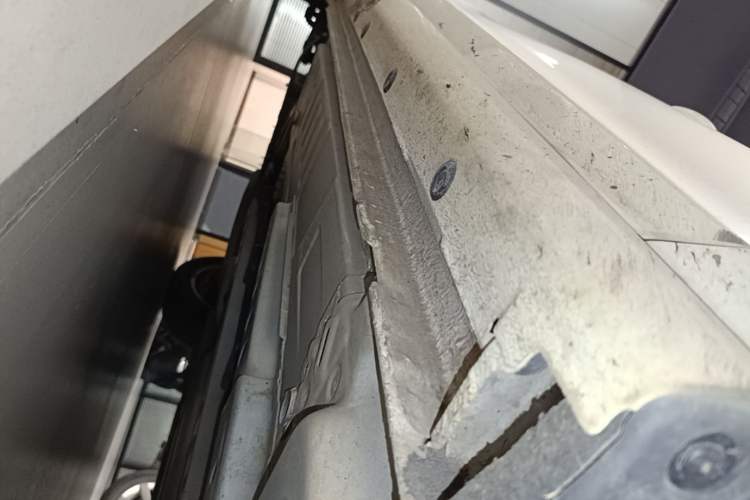 Used Chevrolet Cruze 2017 1.5L Manual Xuanfeng Edition Right Side Sill