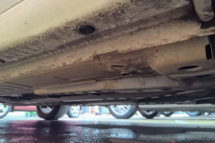 Used Chevrolet Cruze 2017 1.5L Automatic Pioneer Sunroof Edition Right Side Sill