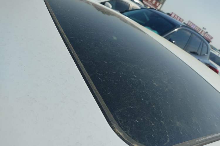 Used Chevrolet Cruze 2017 1.5L Automatic Pioneer Sunroof Edition Roof