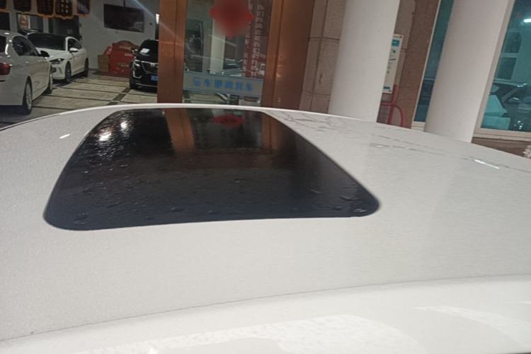 Used Chevrolet Cruze 2017 1.5L Automatic Pioneer Sunroof Edition Roof