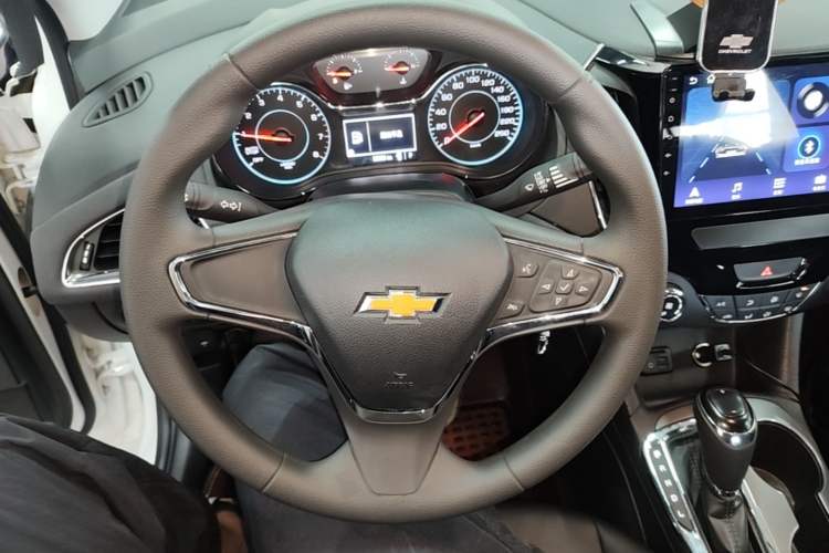 Used Chevrolet Cruze 2017 1.5L Automatic Xuanfeng Edition Steering Wheel
