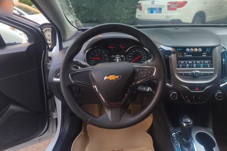 Used Chevrolet Cruze 2017 1.5L Automatic Xuanfeng Edition Steering Wheel