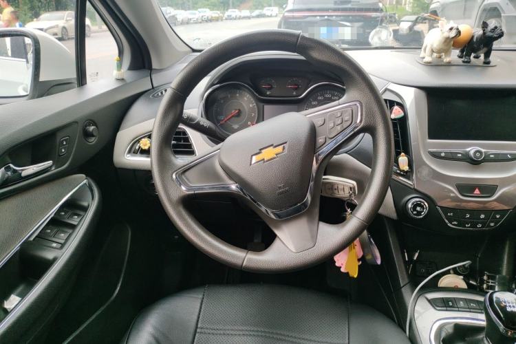 Used Chevrolet Cruze 2017 1.5L Manual Xuanfeng Edition Steering Wheel