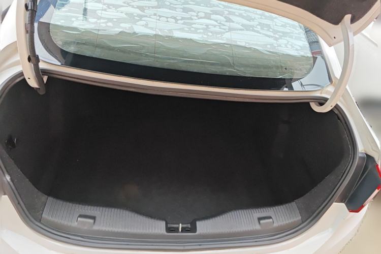 Used Chevrolet Cruze 2017 1.5L Automatic Xuanfeng Edition Trunk