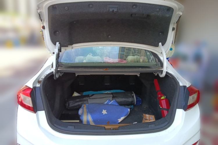 Used Chevrolet Cruze 2017 1.5L Automatic Pioneer Sunroof Edition Trunk