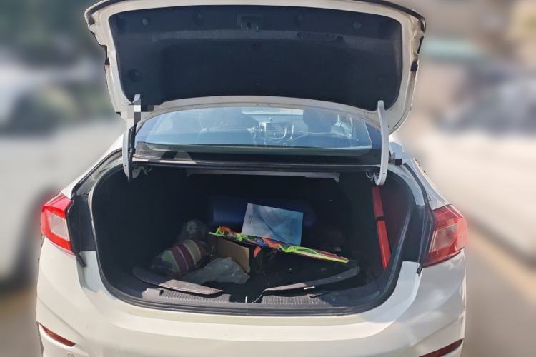 Used Chevrolet Cruze 2017 1.5L Automatic Pioneer Sunroof Edition Trunk