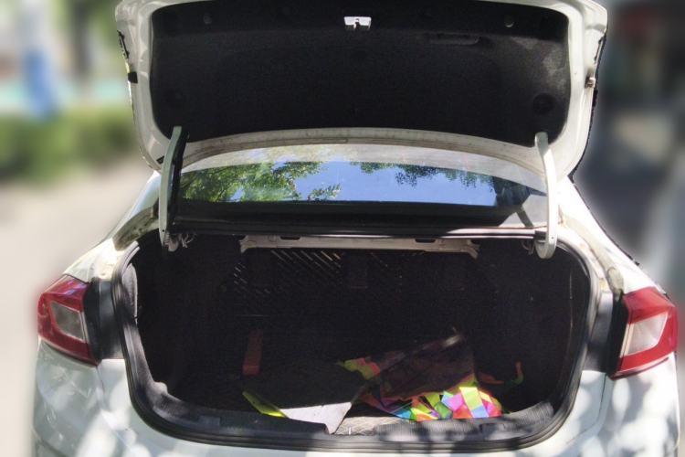 Used Chevrolet Cruze 2017 1.5L Automatic Pioneer Sunroof Edition Trunk