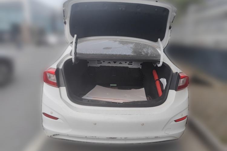 Used Chevrolet Cruze 2017 1.5L Automatic Pioneer Sunroof Edition Trunk