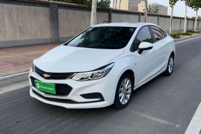 Used Chevrolet Cruze 2017 1.5L Automatic Pioneer Sunroof Edition