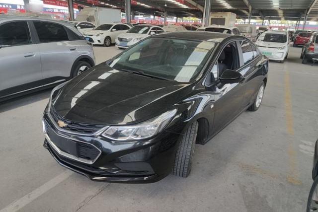 Used Chevrolet Cruze 2018 320 Automatic Pioneer Sunroof Edition