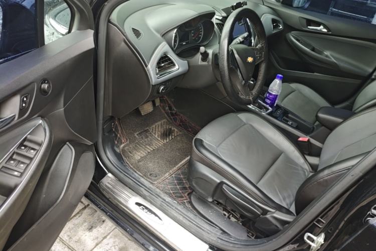 Used Chevrolet Cruze 2018 320 Automatic Xuanfeng Urban Edition Driver Seat