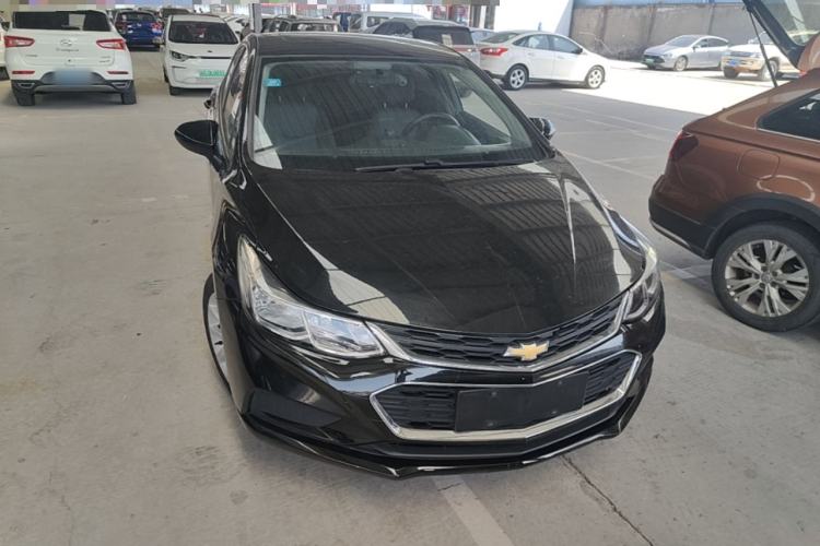 Used Chevrolet Cruze 2018 320 Automatic Pioneer Sunroof Edition Front