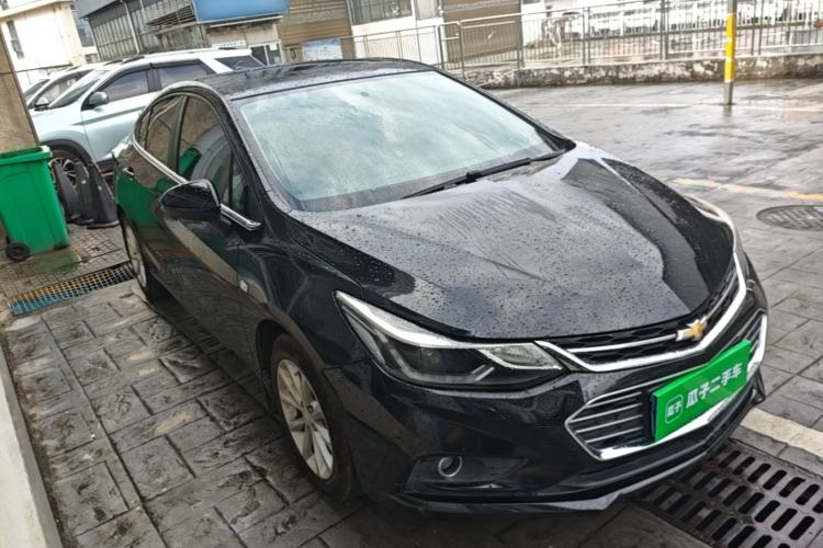 Used Chevrolet Cruze 2018 320 Automatic Xuanfeng Urban Edition Front Right 45 Deg