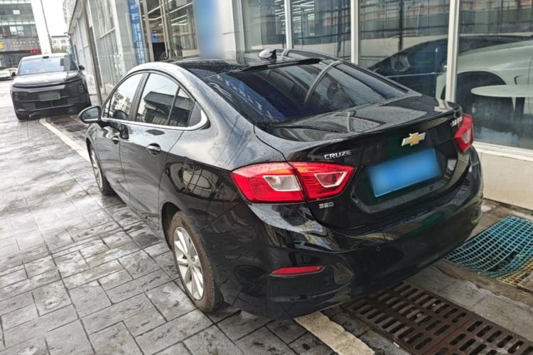 Used Chevrolet Cruze 2018 320 Automatic Xuanfeng Urban Edition Rear Left 45 Deg