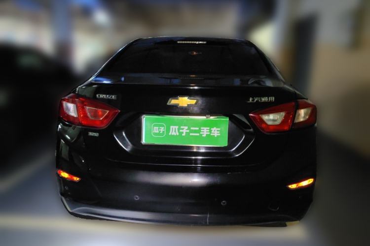 Used Chevrolet Cruze 2018 Revised Version 320 Manual Pioneer Edition Rear
