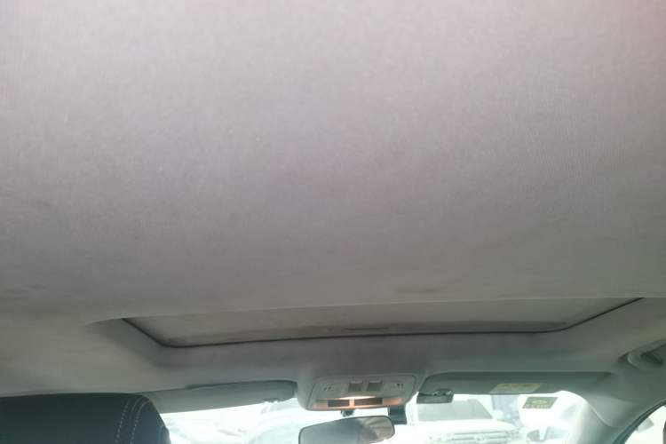 Used Chevrolet Cruze 2018 320 Automatic Pioneer Sunroof Edition Headliner