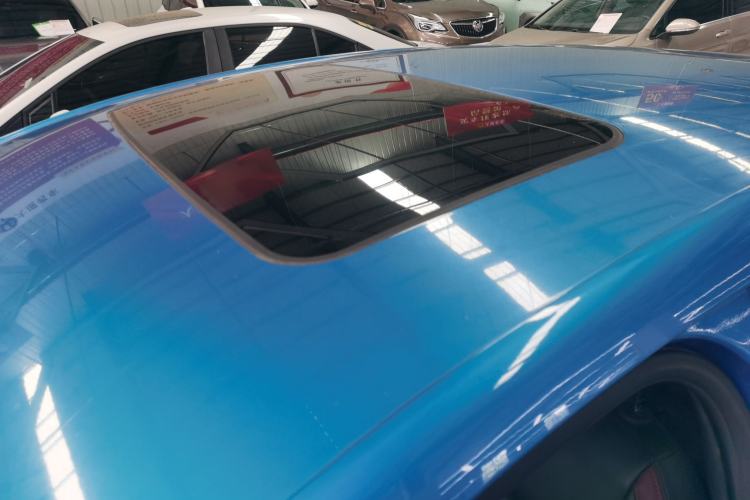 Used Chevrolet Cruze 2018 320 Automatic Pioneer Sunroof Edition Roof