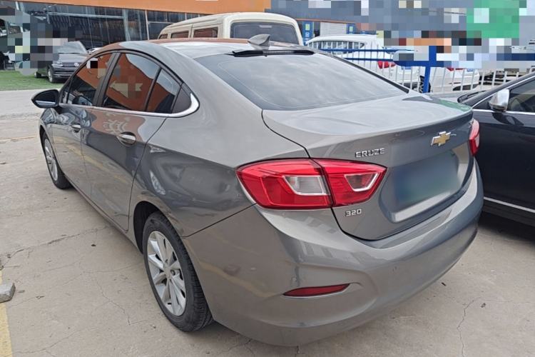 Used Chevrolet Cruze 2018 320 Automatic Xuanfeng Urban Edition Exterior 2