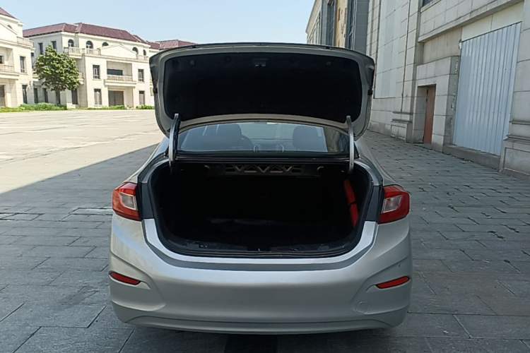 Used Chevrolet Cruze 2018 Redline 320 Automatic Pioneer Edition Trunk