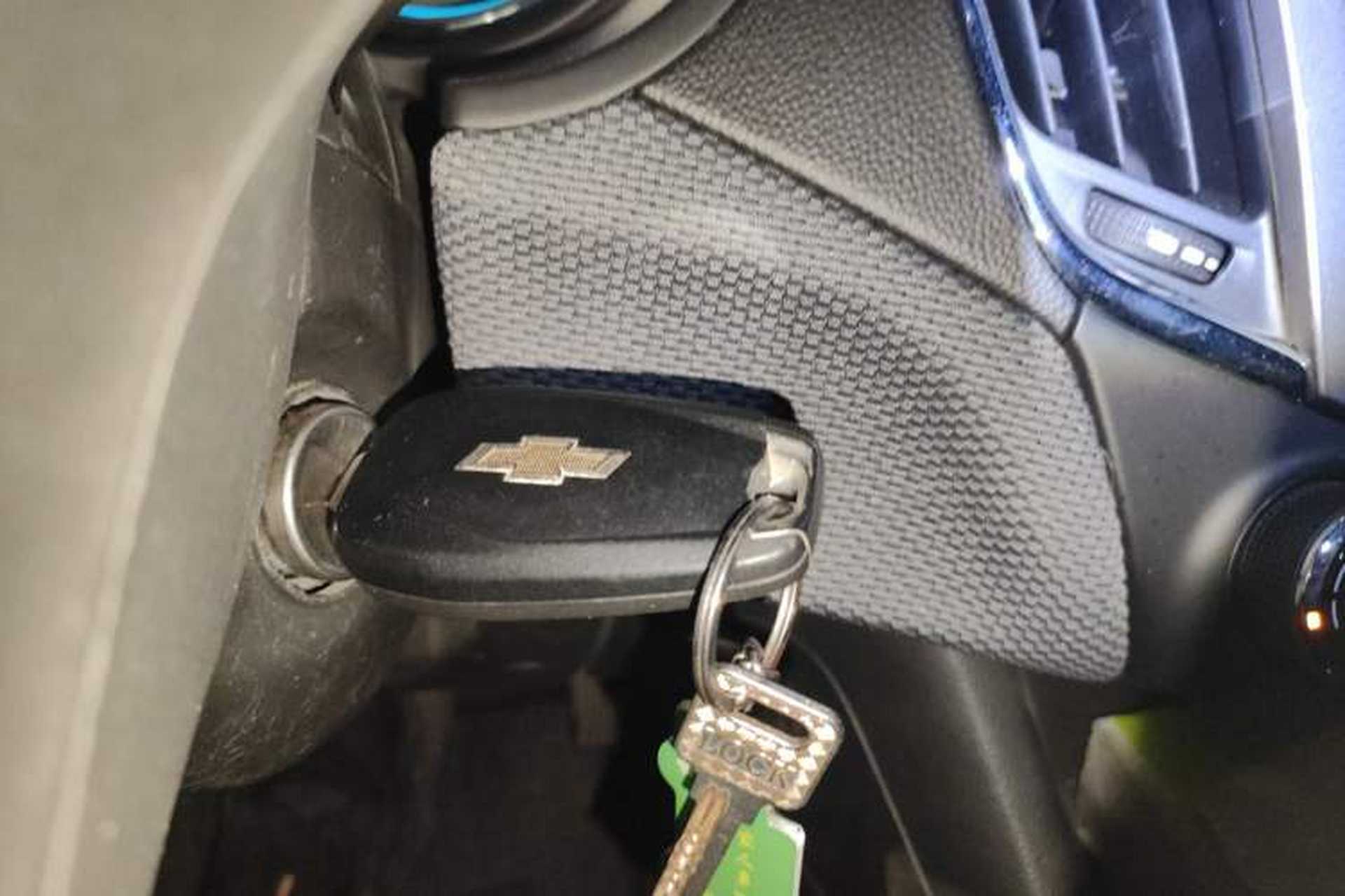 Used Chevrolet Cruze 2018 Redline 320 Automatic Pioneer Edition Vehicle Key