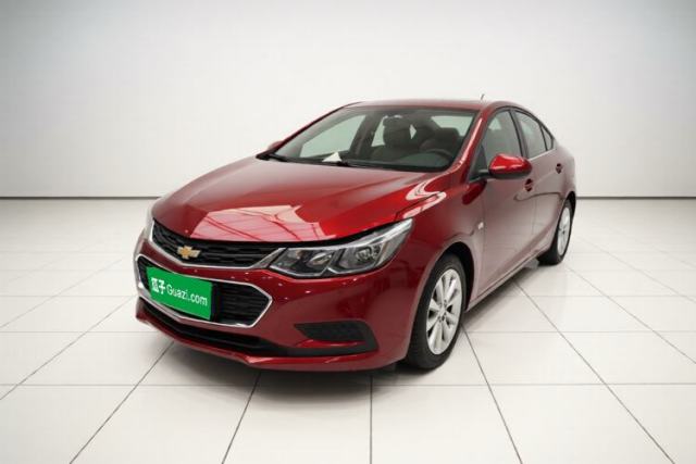Używany Chevrolet Cruze 2018 320 Automatic Pioneer Sunroof Edition