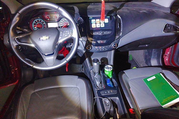 Used Chevrolet Cruze 2018 320 Automatic Xuanfeng Urban Edition Center Console