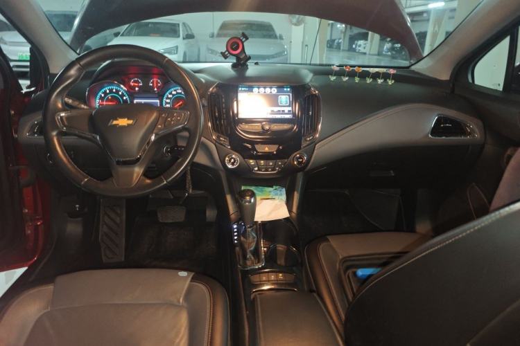 Used Chevrolet Cruze 2018 320 Automatic Xuanfeng Urban Edition Center Console