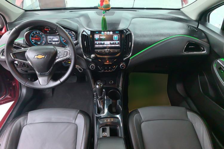 Used Chevrolet Cruze 2018 320 Automatic Xuanfeng Urban Edition Center Console