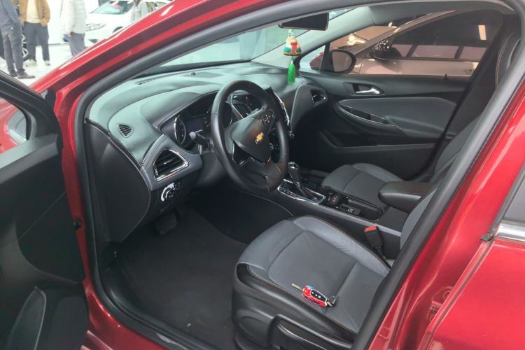 Used Chevrolet Cruze 2018 320 Automatic Xuanfeng Urban Edition Driver Seat