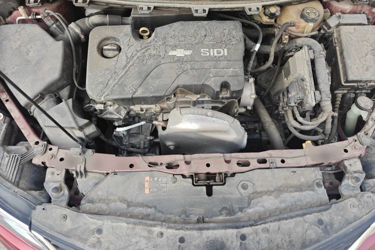 Used Chevrolet Cruze 2018 320 Automatic Pioneer Sunroof Edition Engine Bay