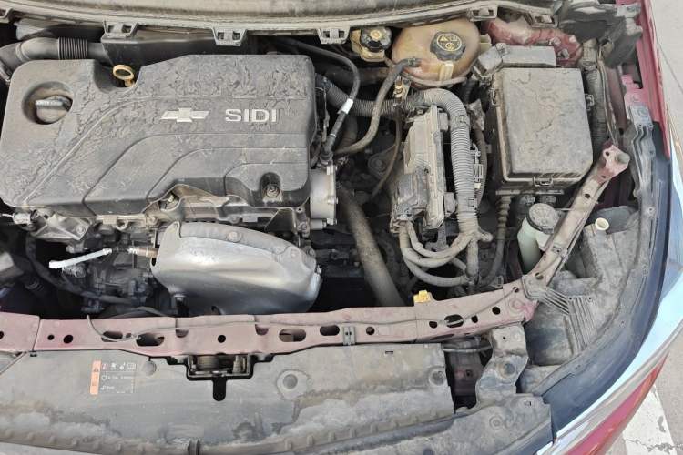 Used Chevrolet Cruze 2018 320 Automatic Pioneer Sunroof Edition Engine Bay Left