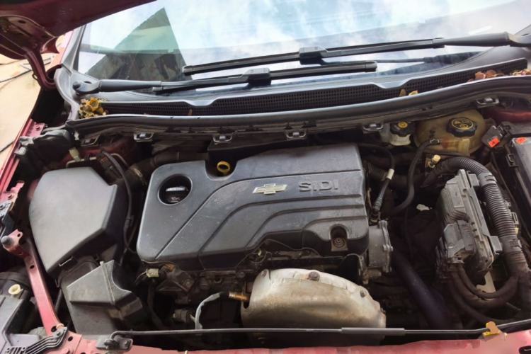 Used Chevrolet Cruze 2018 320 Automatic Pioneer Sunroof Edition Engine Bay