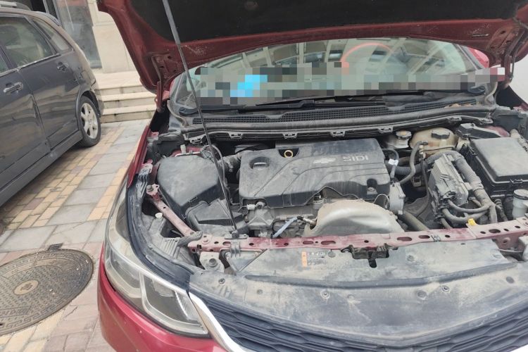 Used Chevrolet Cruze 2018 Hatchback 320 Automatic Pioneer Sunroof Edition Engine Bay Right