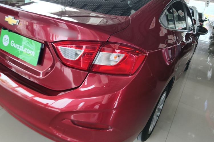 Used Chevrolet Cruze 2018 320 Automatic Pioneer Sunroof Edition Exterior 3