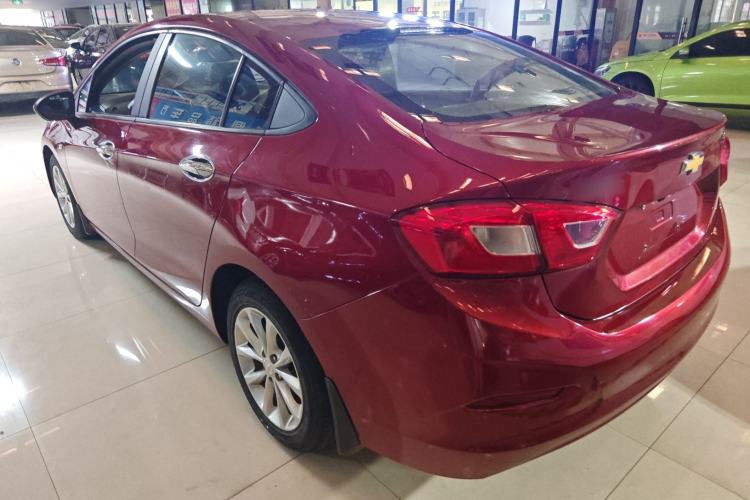 Used Chevrolet Cruze 2018 320 Automatic Pioneer Sunroof Edition Exterior 4