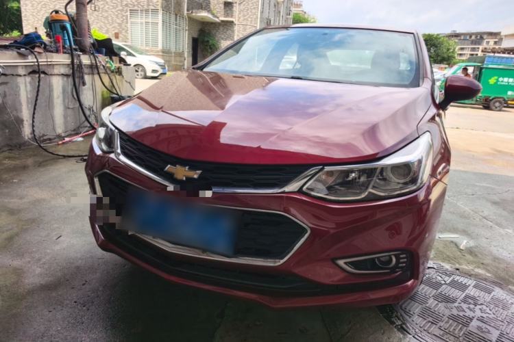 Used Chevrolet Cruze 2018 320 Automatic Pioneer Sunroof Edition Front