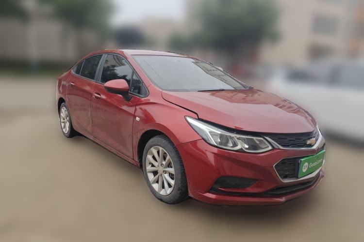 Used Chevrolet Cruze 2018 320 Automatic Pioneer Sunroof Edition Front Right 45 Deg