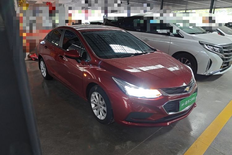 Used Chevrolet Cruze 2018 320 Automatic Pioneer Sunroof Edition Front Right 45 Deg