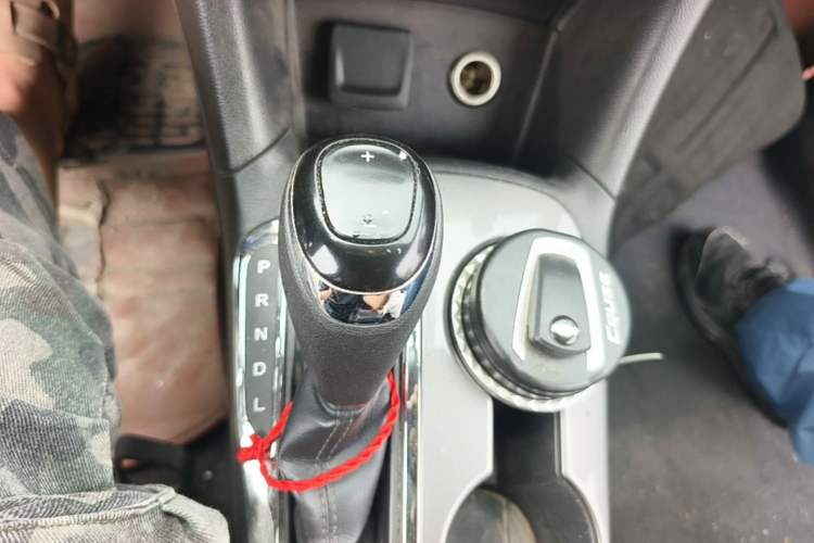 Used Chevrolet Cruze 2018 Revised Version 320 Automatic Pioneer Edition Gear Lever