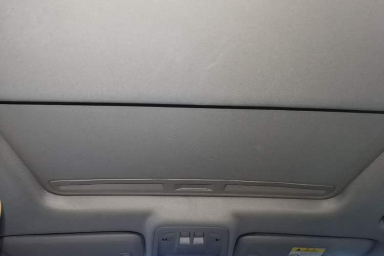 Used Chevrolet Cruze 2018 320 Automatic Pioneer Sunroof Edition Headliner