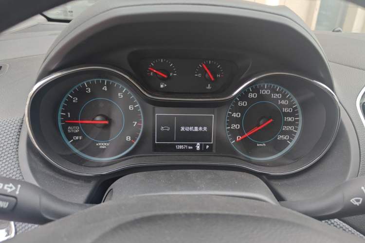Used Chevrolet Cruze 2018 320 Automatic Pioneer Sunroof Edition Instrument Cluster