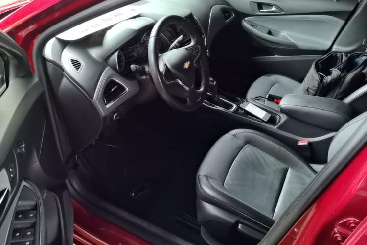 Used Chevrolet Cruze 2018 Revised 320 Automatic Xuanfeng Urban Edition Left Front Seat