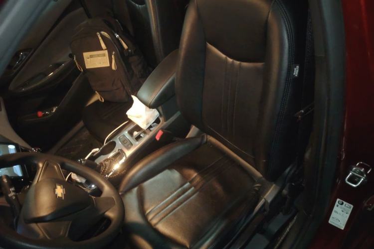 Used Chevrolet Cruze 2018 320 Automatic Pioneer Sunroof Edition Left Front Seat
