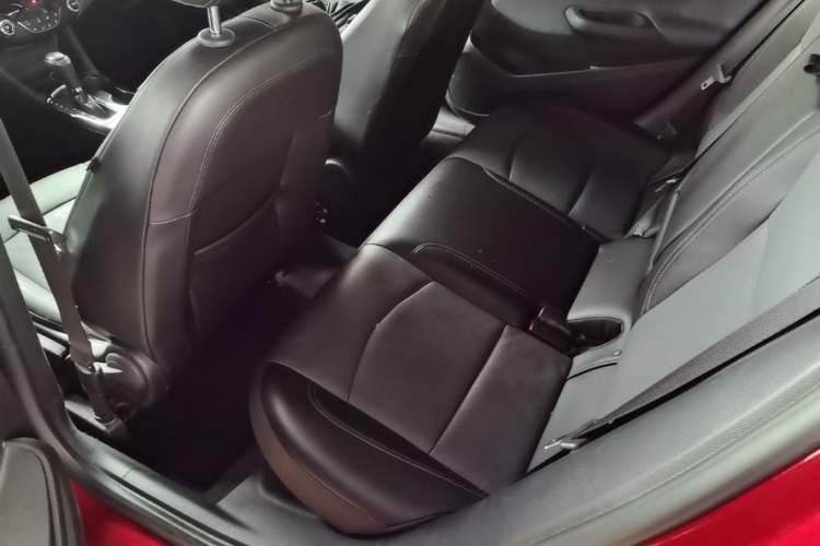 Used Chevrolet Cruze 2018 Revised 320 Automatic Xuanfeng Urban Edition Left Rear Seat