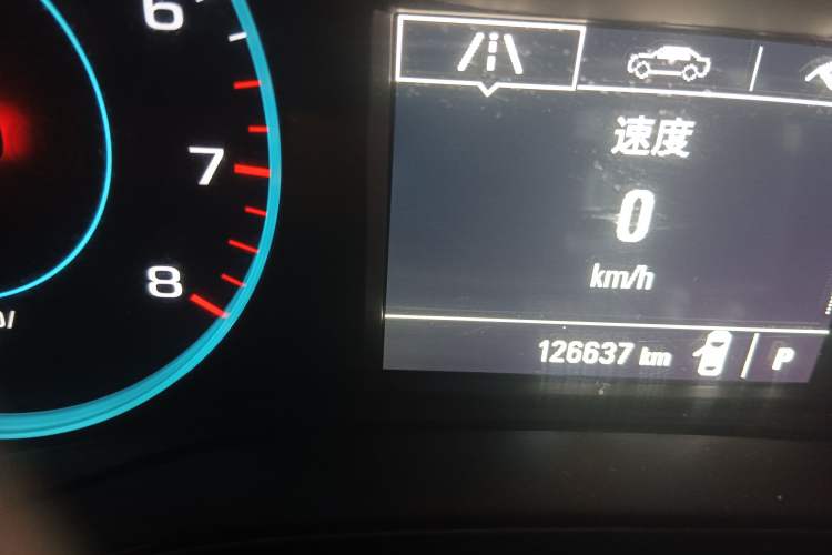 Used Chevrolet Cruze 2018 320 Automatic Pioneer Sunroof Edition Odometer Close Up