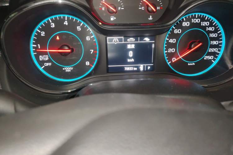 Used Chevrolet Cruze 2018 320 Automatic Pioneer Sunroof Edition Odometer Close Up