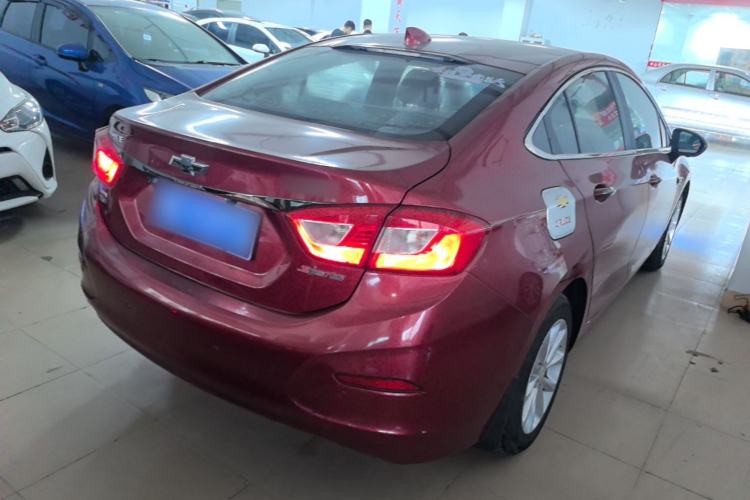 Used Chevrolet Cruze 2018 320 Automatic Pioneer Sunroof Edition Rear Right 45 Deg