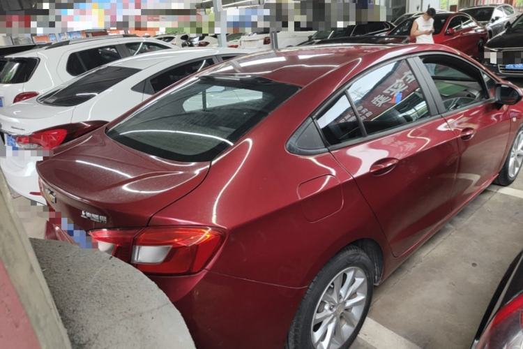 Used Chevrolet Cruze 2018 320 Automatic Pioneer Sunroof Edition Rear Right 45 Deg