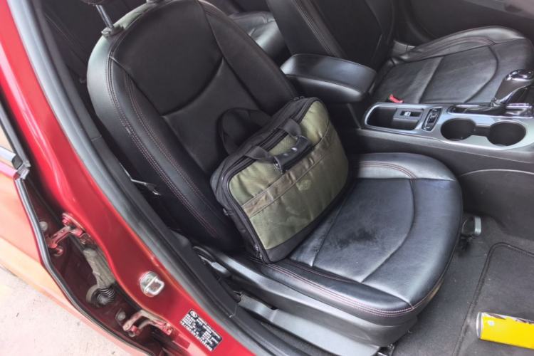 Used Chevrolet Cruze 2018 320 Automatic Pioneer Sunroof Edition Right Front Seat